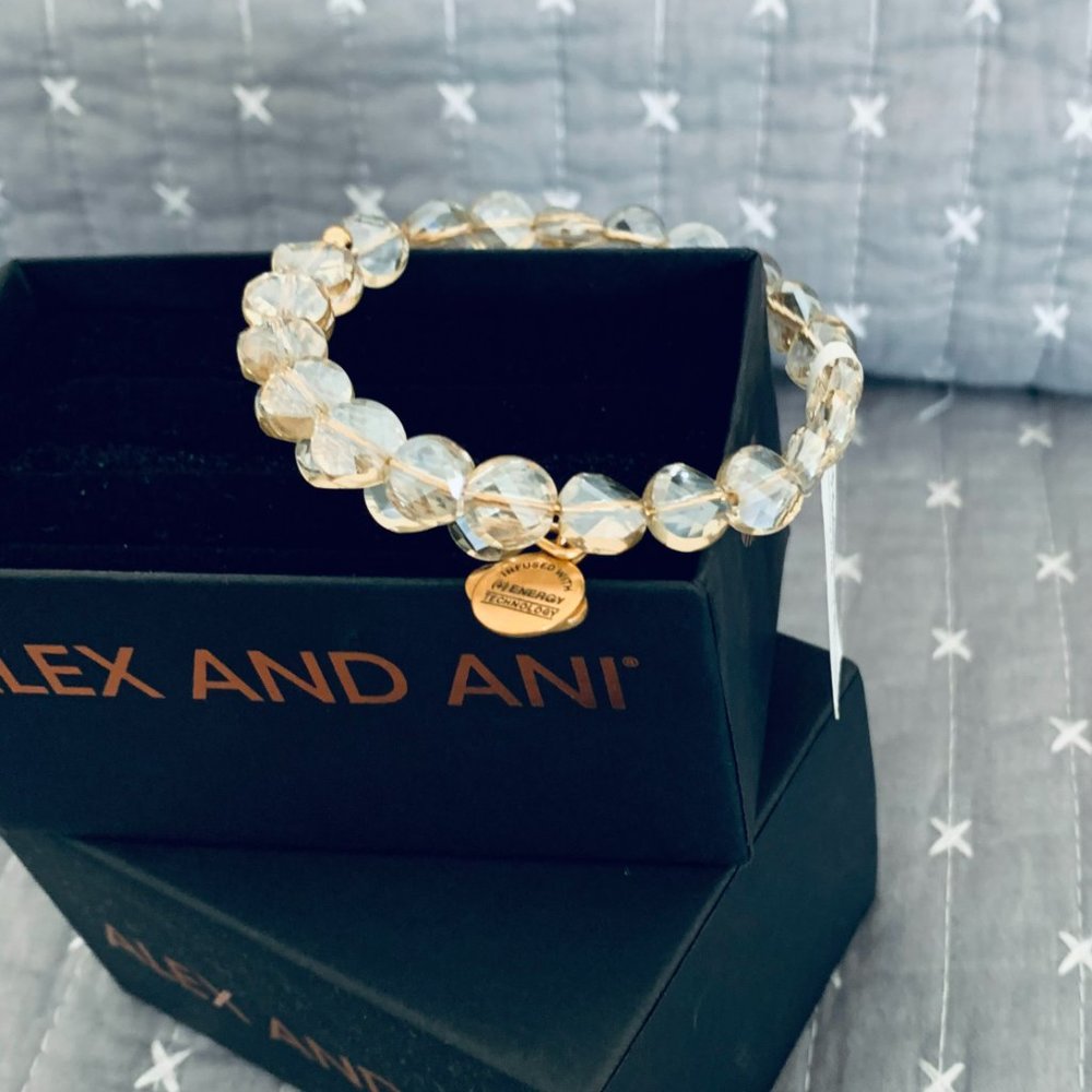 ✨ Alex and Ani Luminous Ice Wrap NWT - Picture 5 of 7